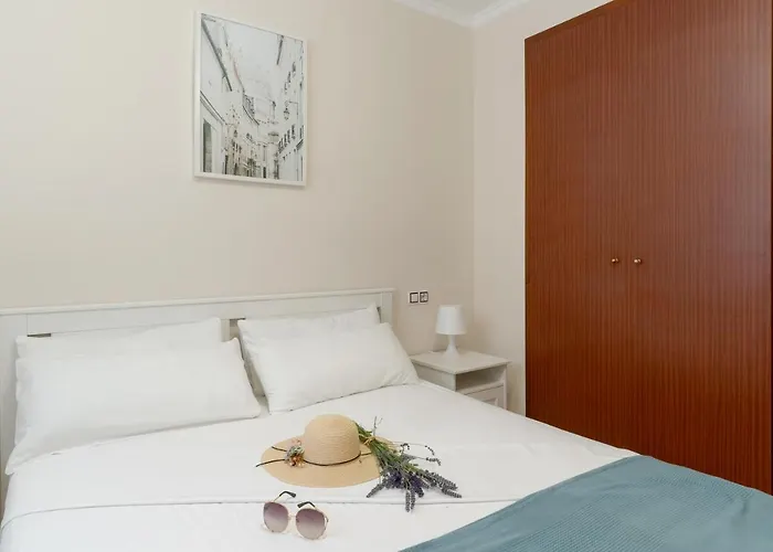 Tic Tac 13 Family Apartment With Pool View *